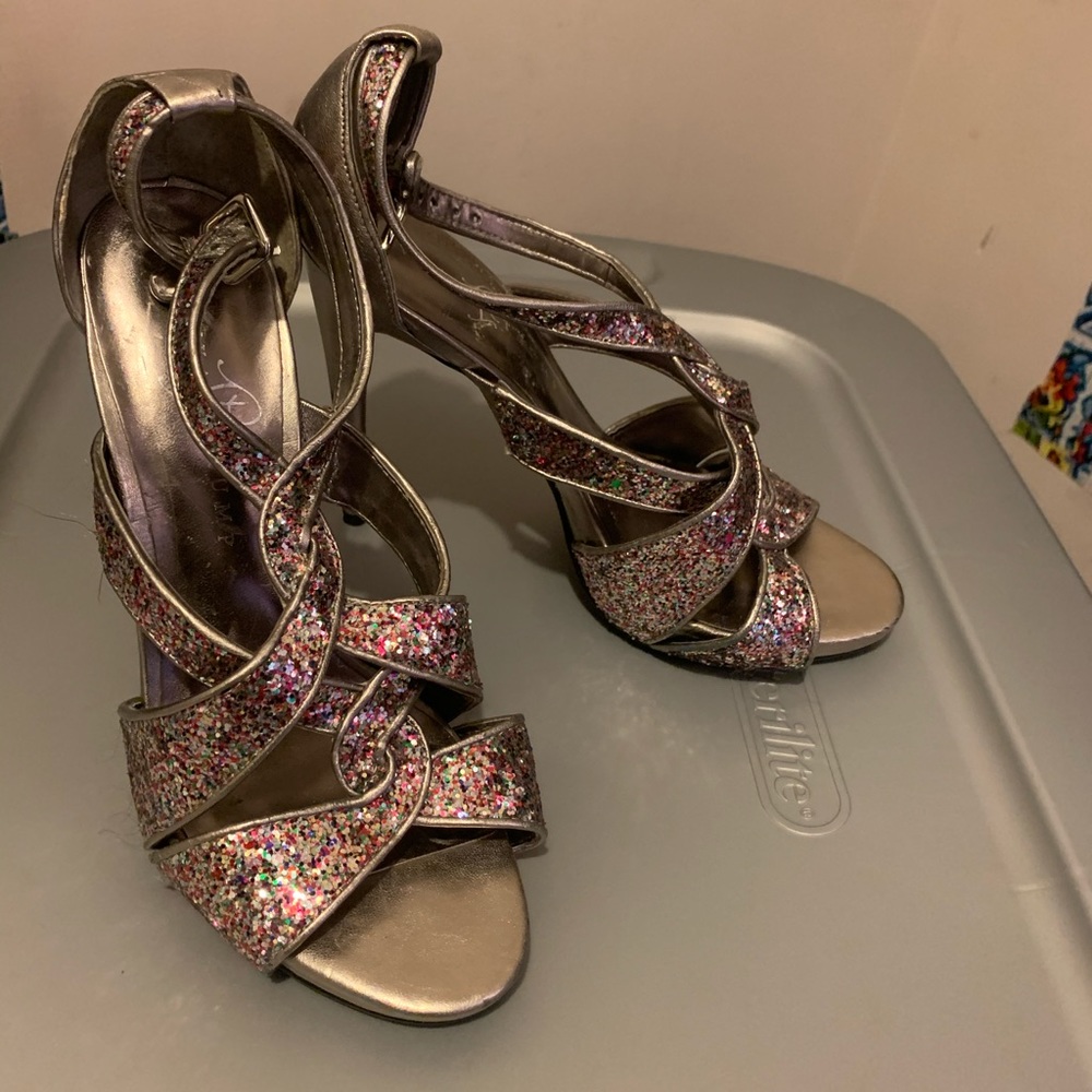 Glitter Party Pumps